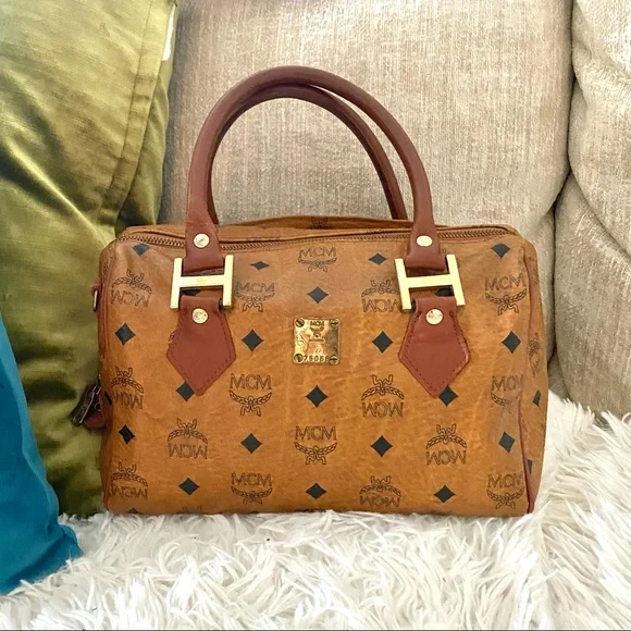 MCM Boston Bag - Picture 2 of 8